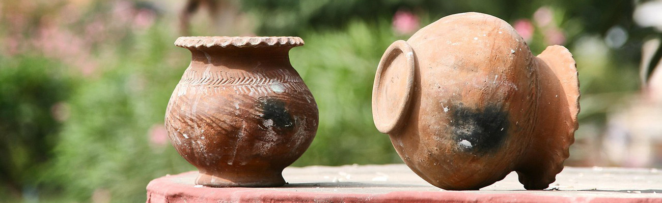 clay pots